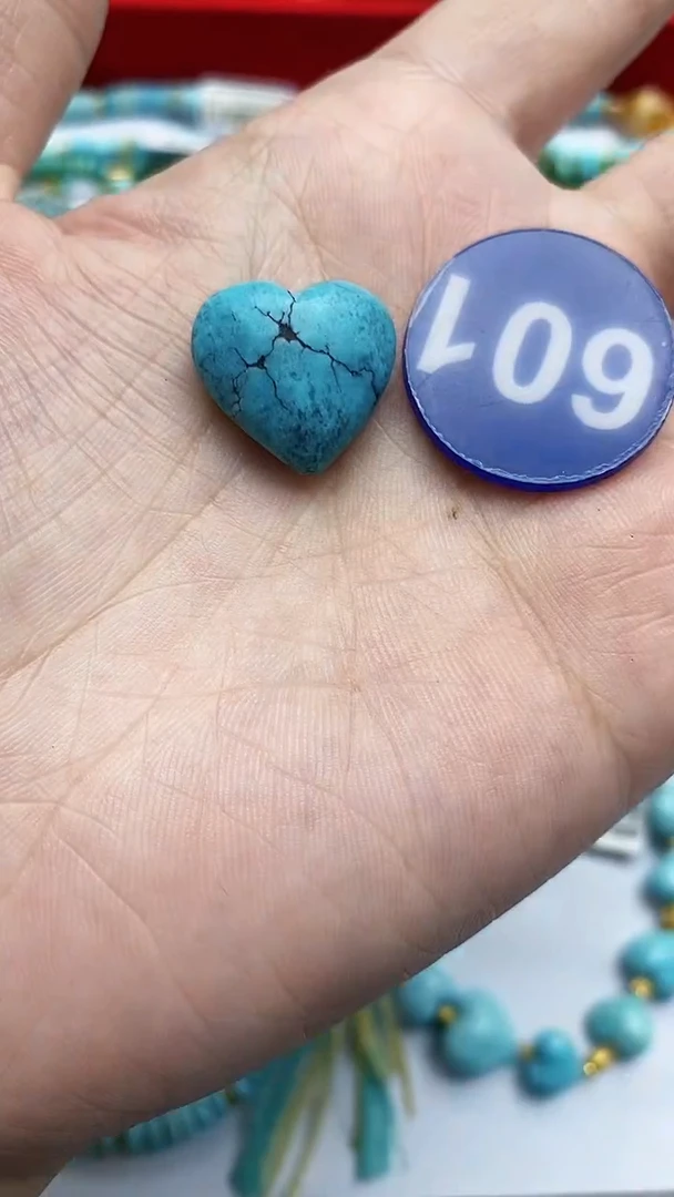 【闪购商品】绿松石雕刻件未镶嵌601