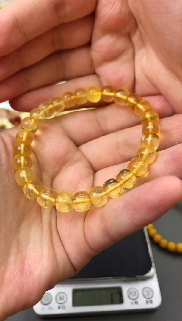 未镶嵌琥珀珠宝奇石112