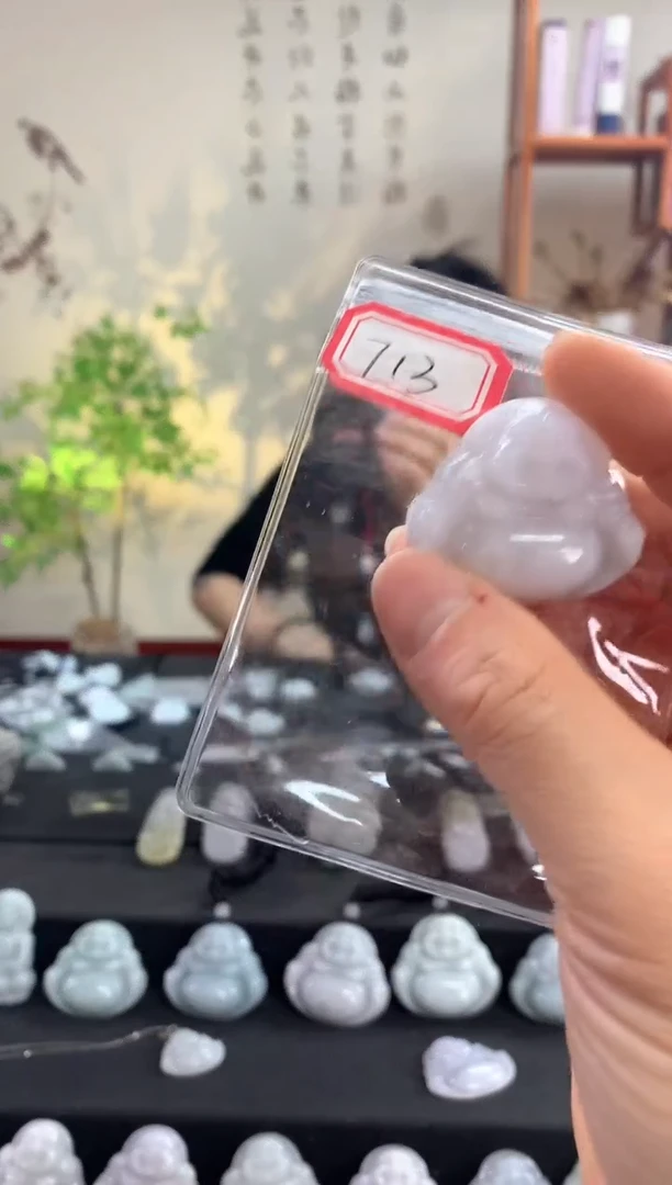 【闪购商品】翡翠颈饰未镶嵌佛公713