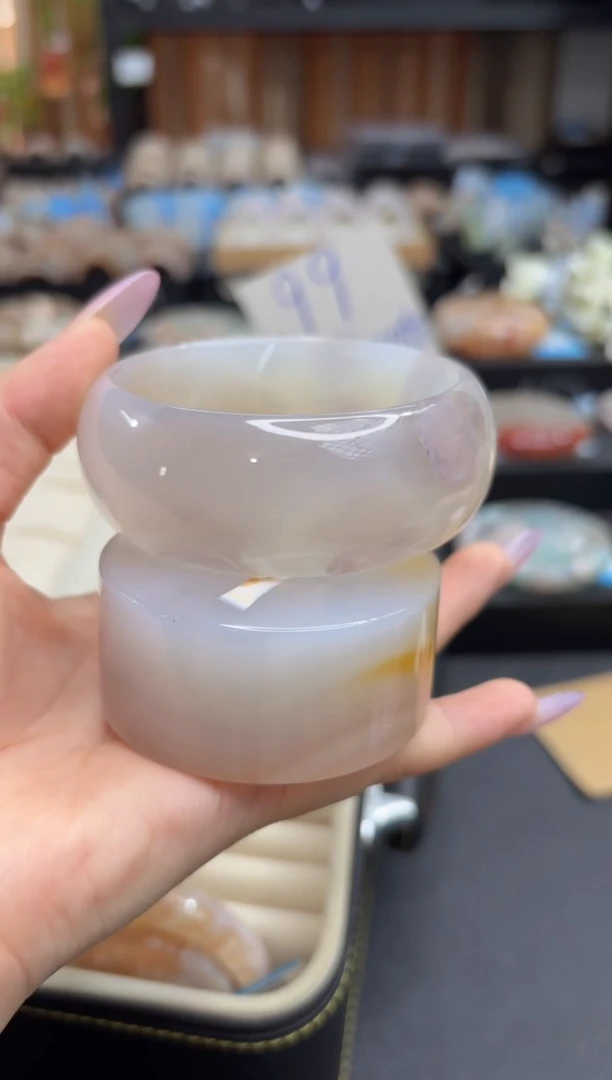 未镶嵌手镯石英质玉A584(62圈赠送镯心)