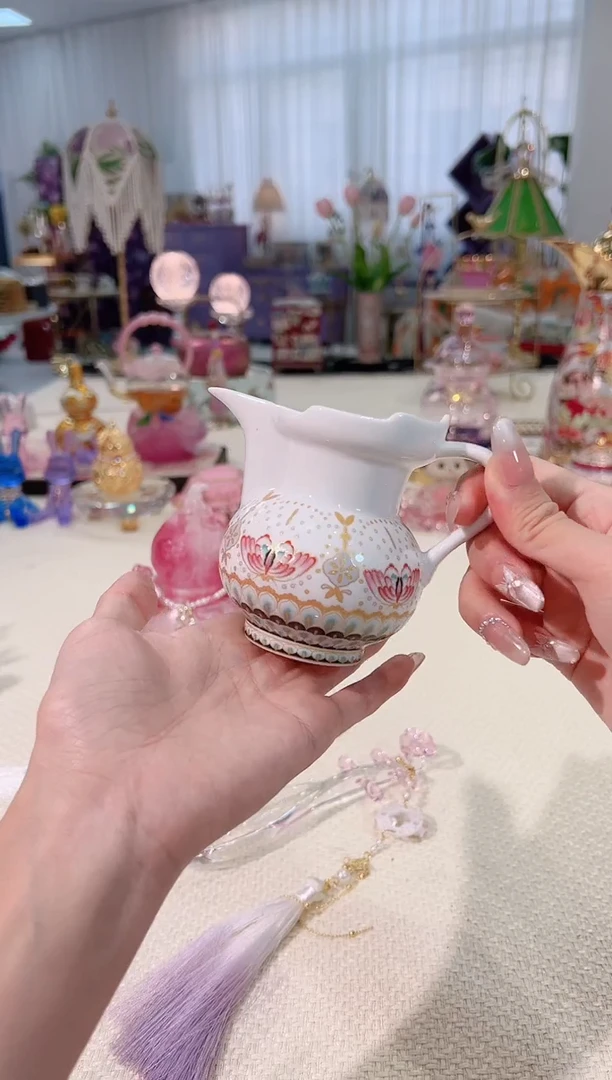 福蝶  公道杯 如图