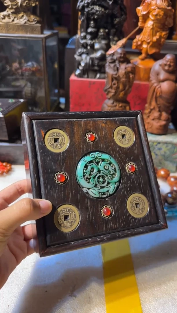 木12345脖挂带盒子