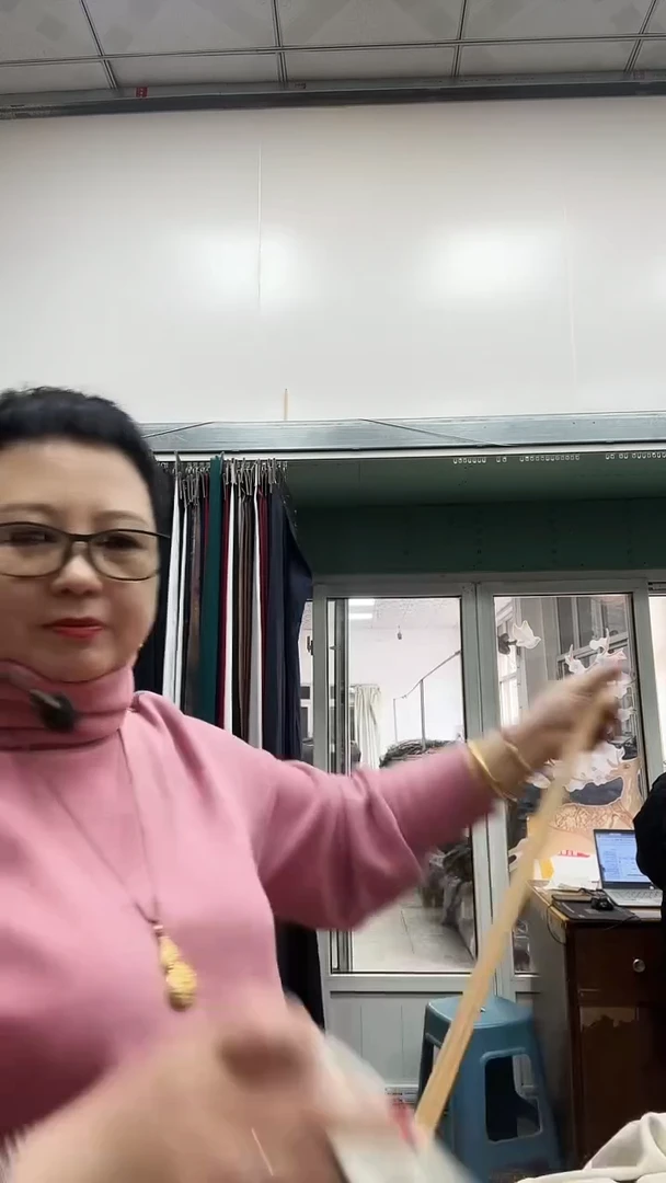 炫彩米白1.2米布头