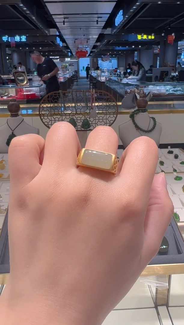 【闪购商品】和田玉戒指银S925镶嵌11111