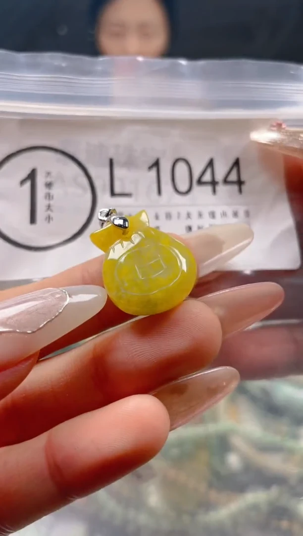 【闪购商品】翡翠颈饰未镶嵌/L/翡翠A货一图一物