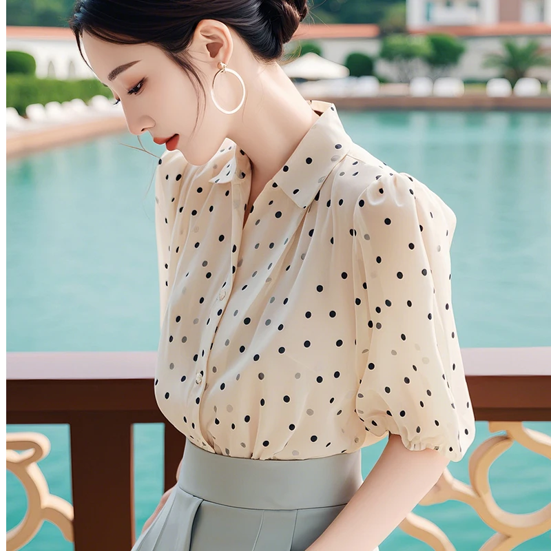 哥弟阿玛施正夏季法式气质绝美小上衣白色波点衬衫2025新款女小衫