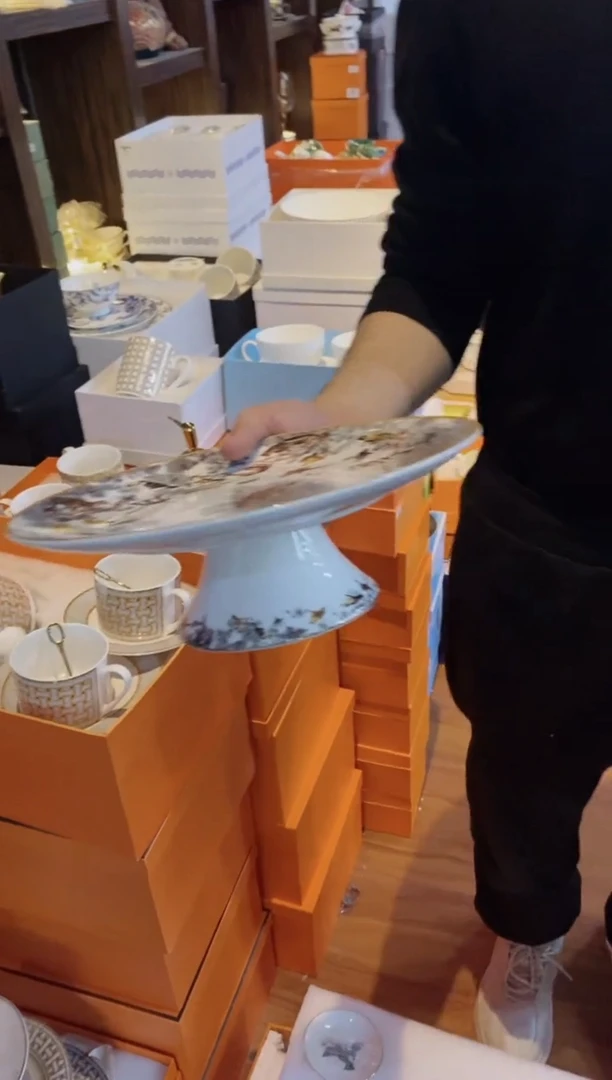 【闪购商品】杯鸿辉家品牌瓷器，京东包邮！