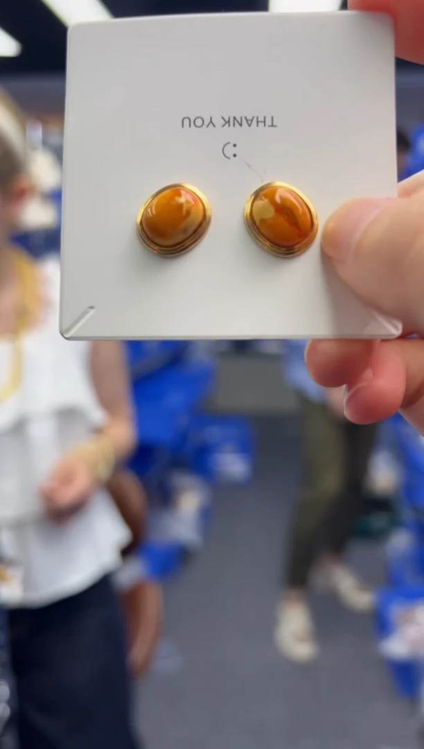 未镶嵌琥珀耳饰24秒拍号假一罚十