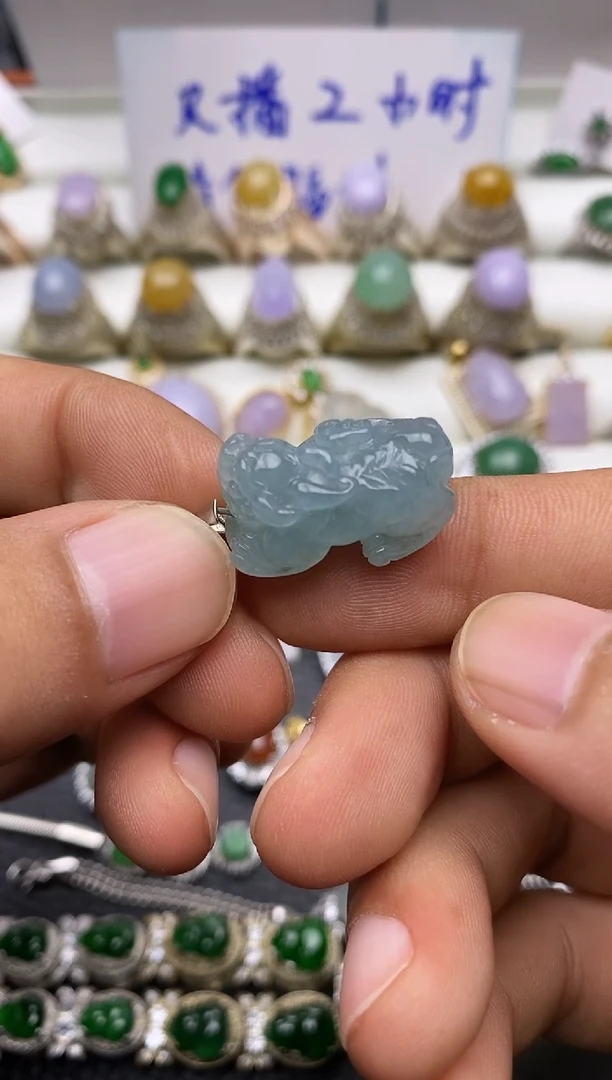 颈饰未镶嵌翡翠2689