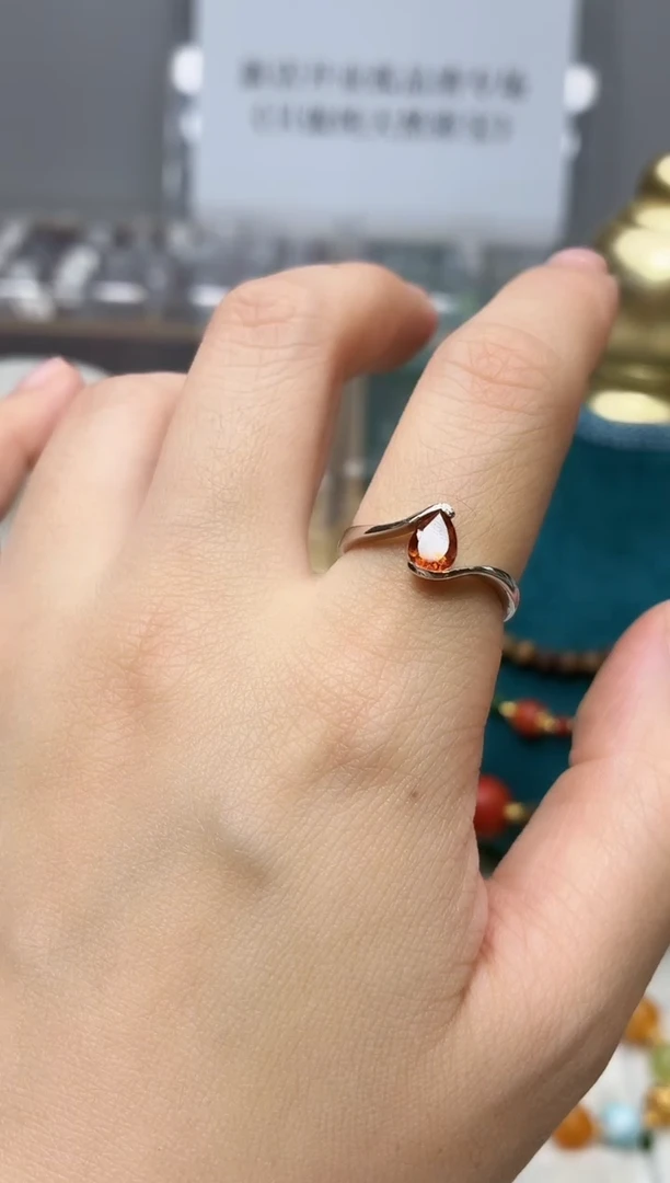 银S925镶嵌戒指水晶238BJ1213产品一个（多样性）