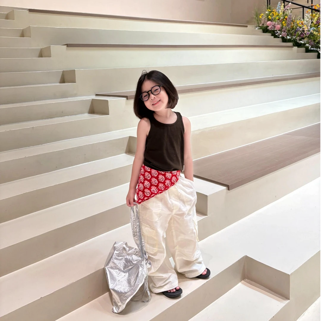 小思家女童2025夏季时髦韩版简约百搭无袖背心上衣宽松工装裤套装