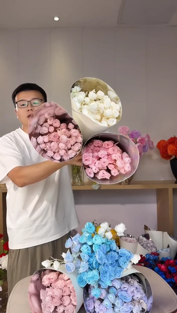 永生多头玫瑰3扎 樱花粉/白/裸粉