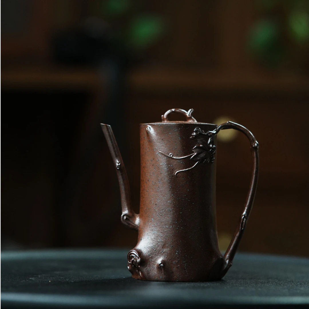 十七家【葡萄树桩】160CC原矿段泥柴烧纯手工创意复古高款紫砂壶