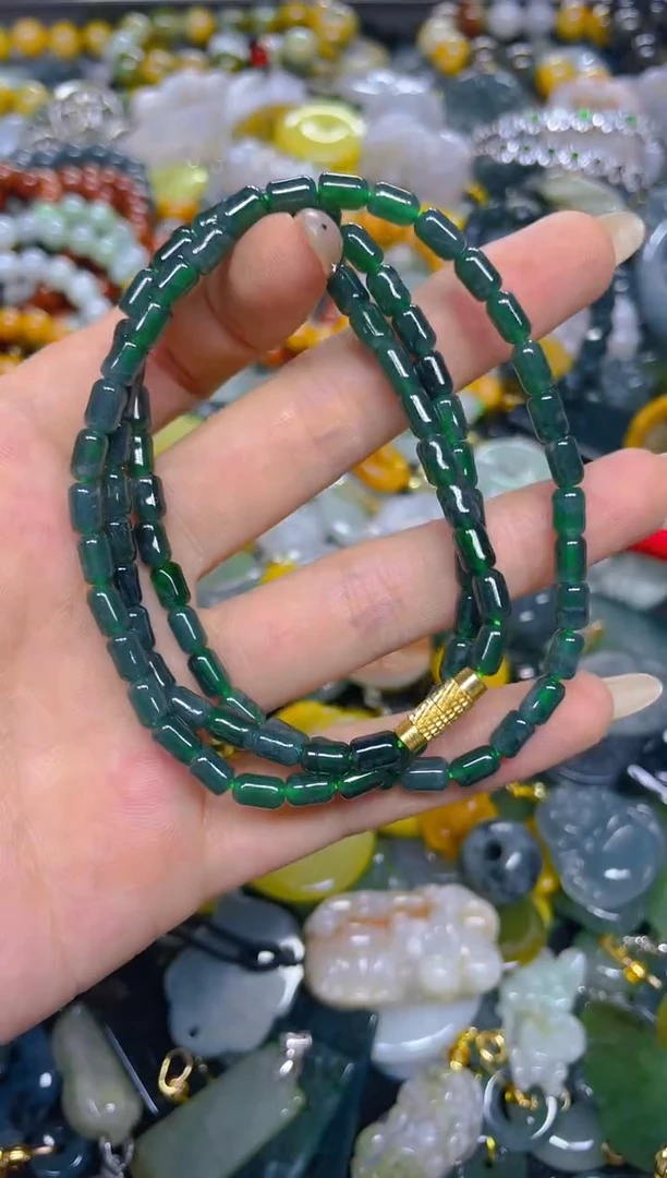 颈饰未镶嵌翡翠5MM/ M /翡翠A货，一件也是批发价