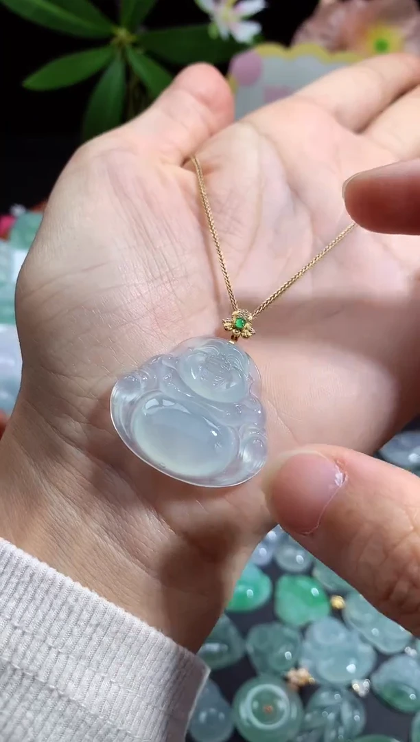 颈饰未镶嵌翡翠佛公