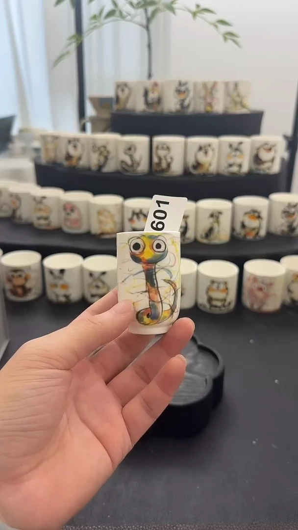 纯手工绘制陶瓷杯601