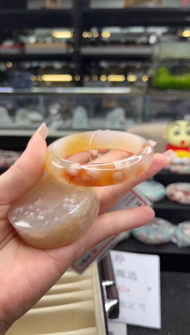 未镶嵌手镯石英质玉53圈口 （赠品镯心）3911054