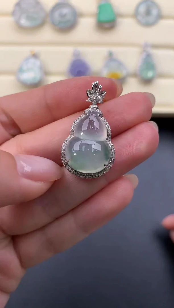 【闪购商品】翡翠颈饰18K金镶嵌X181