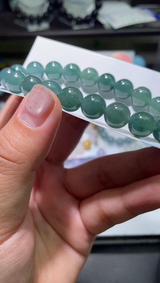 【闪购商品】翡翠手串未镶嵌翡翠