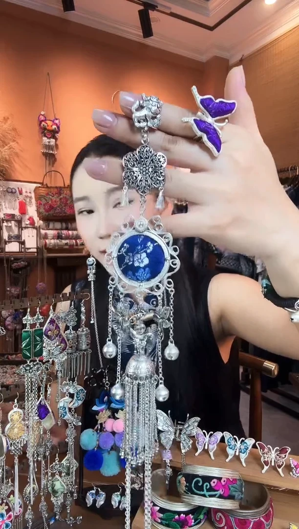 刺绣纯手工民族风压襟