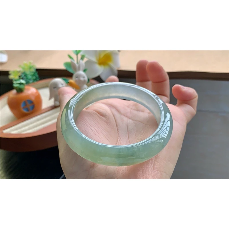 天然翡翠704批冰茶秋香色5161号53.6-12.1-8.6氛围感天然翡翠手镯