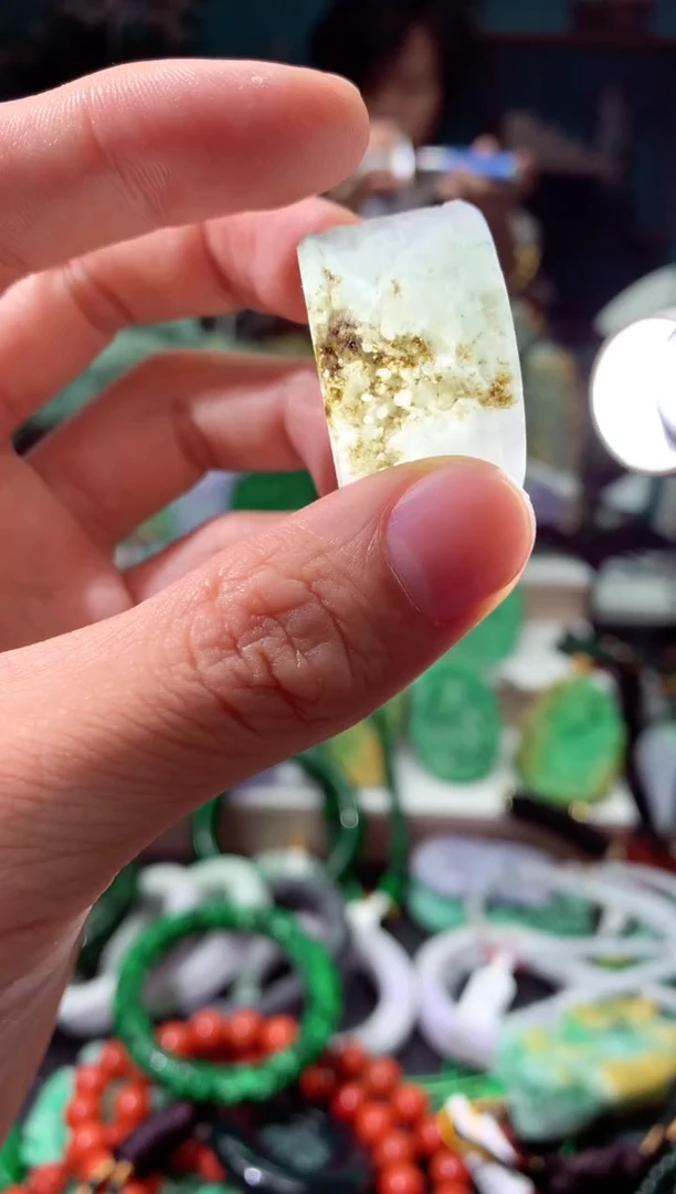 颈饰未镶嵌翡翠天然缅甸翡翠a货