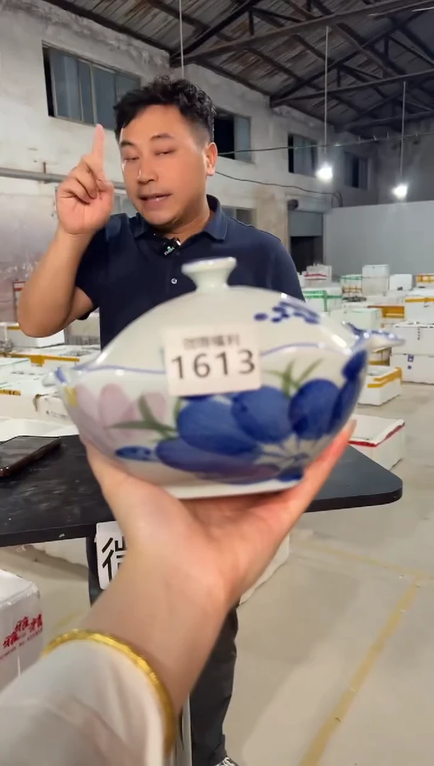 盘景德镇高温釉下手绘陶瓷