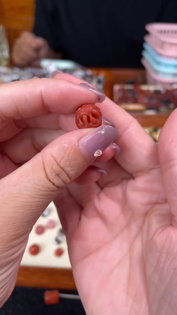南红玛瑙未镶嵌颈饰68吞噬