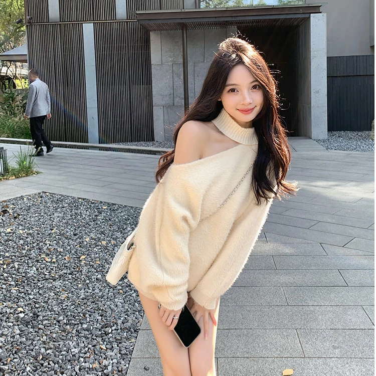 性感辣妹毛针织衫上衣长袖宽松露肩外穿气质显瘦休闲百搭短裤套装