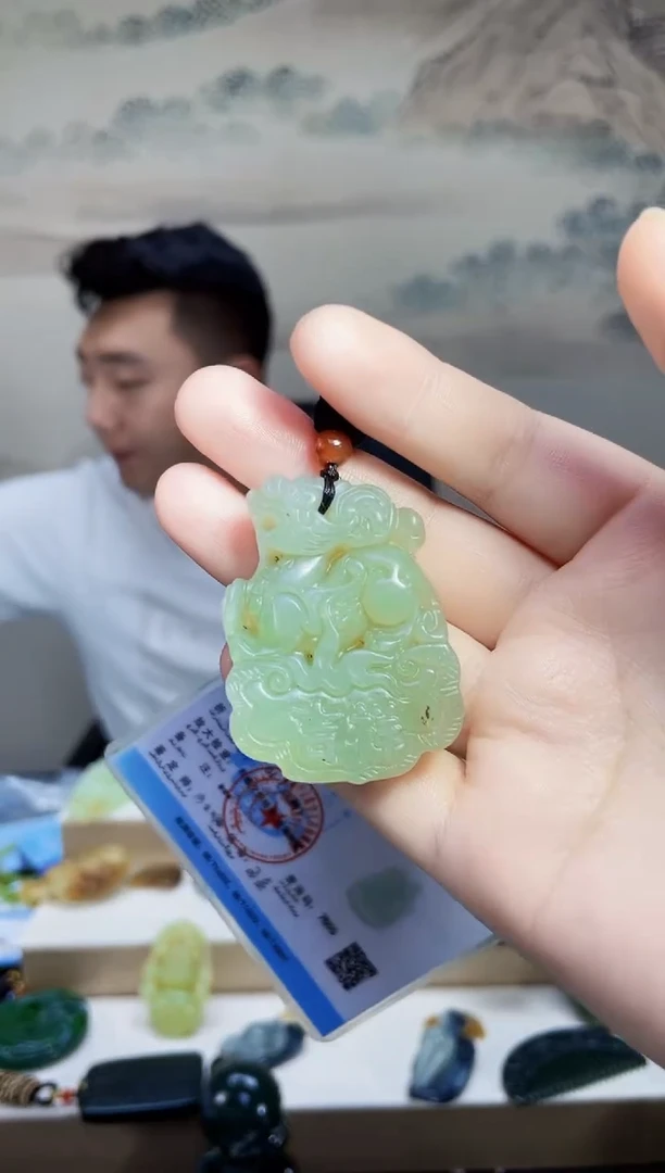 和田玉未镶嵌颈饰1