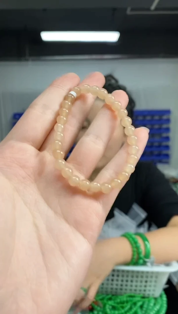 未镶嵌手链和田玉闪购链接   多样性发其一颜色微差