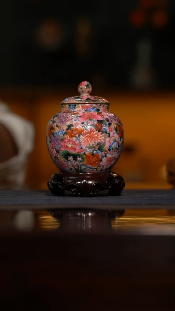 瓷片草**睡宝蕴阁 珐琅万花莲子罐