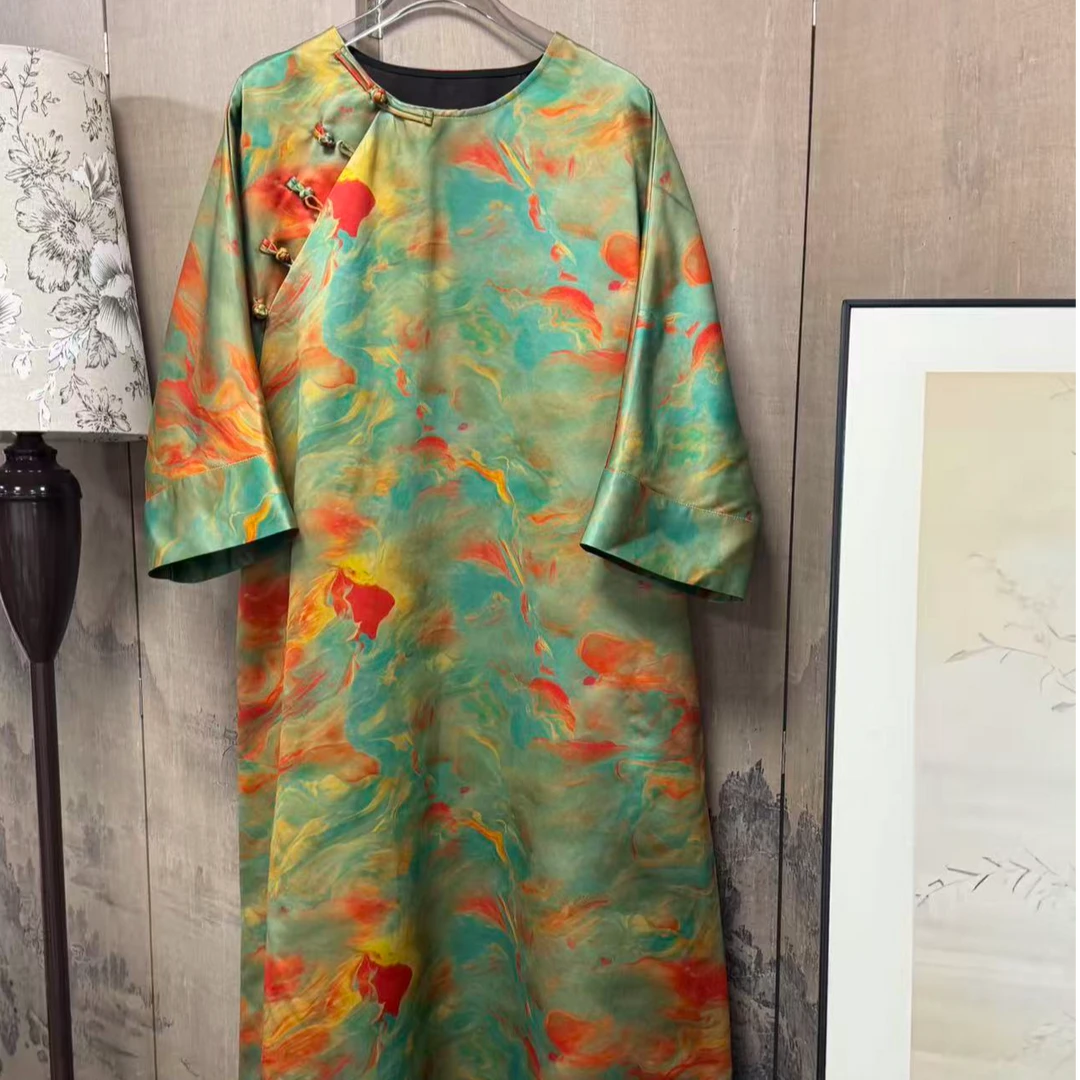 100%桑蚕丝！绿油画前喷贵妇皮王大袍