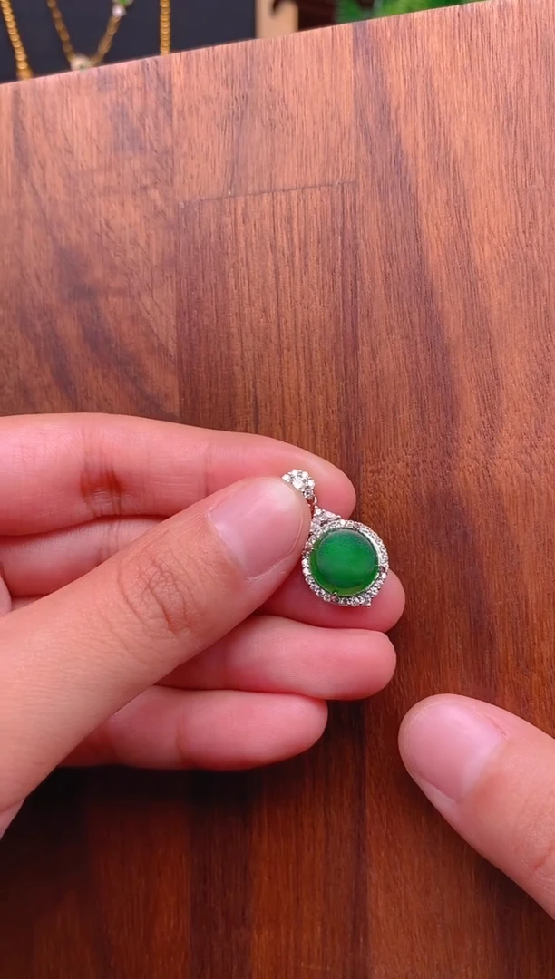 【闪购商品】翡翠吊坠(不含链)银S925镶嵌大无事牌