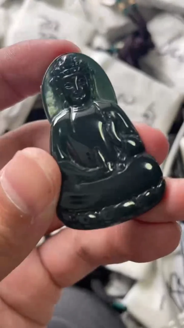 颈饰未镶嵌翡翠8