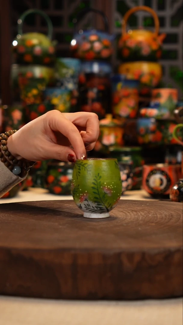 紫砂油画釉下彩手绘