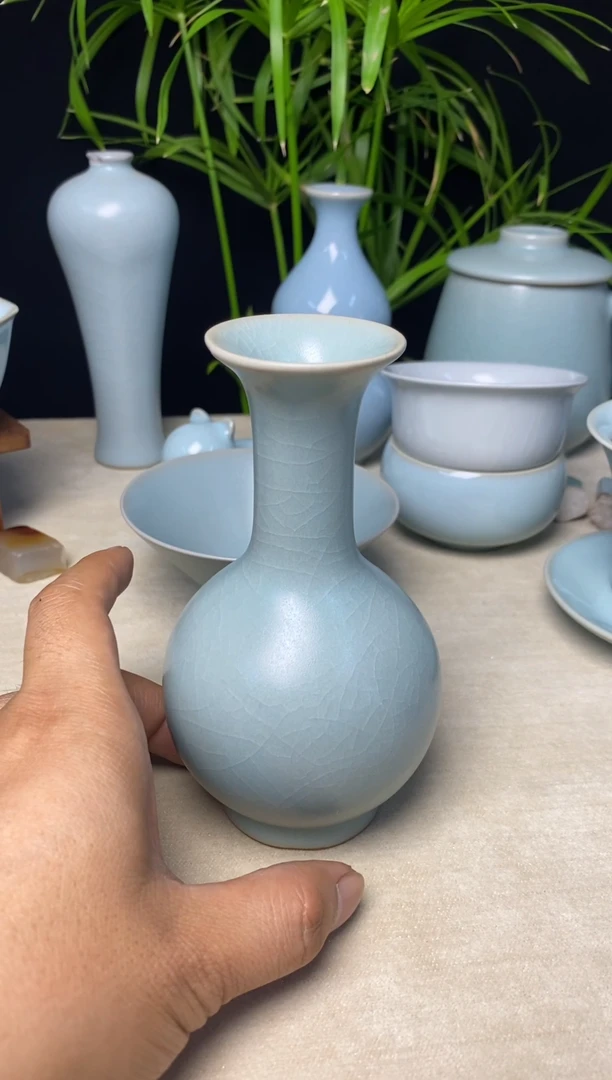 微微瑕福利-仿古釉鹅颈瓶花瓶摆件