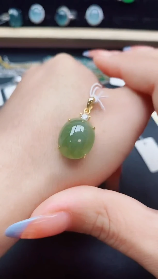 翡翠银S925镶嵌吊坠(赠链)32312