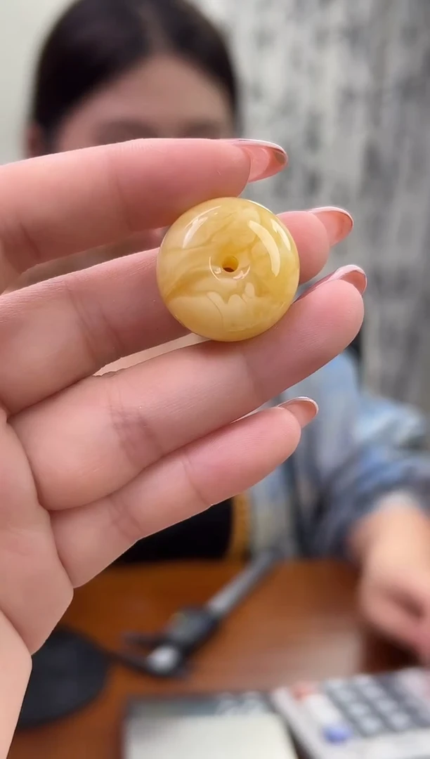 未镶嵌蜜蜡裸石琥珀蜜蜡吊坠