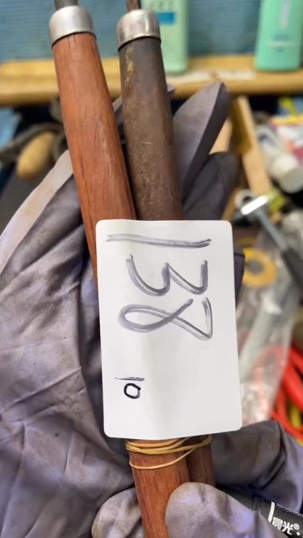 上**一家用五金工具雕刻刀两个138