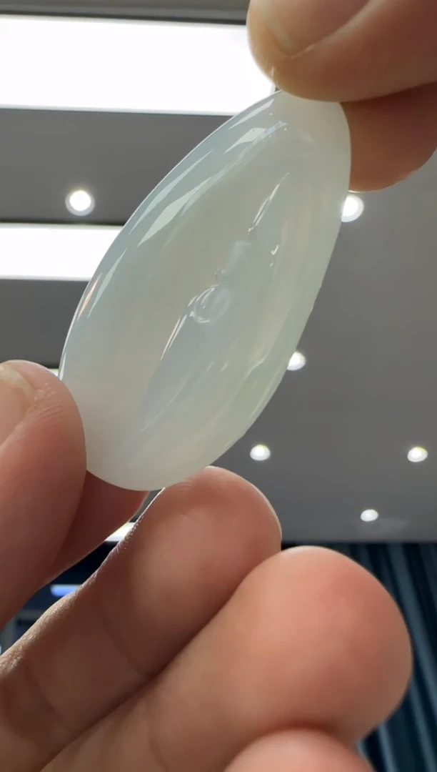 颈饰未镶嵌翡翠天然翡翠A货孤品一件