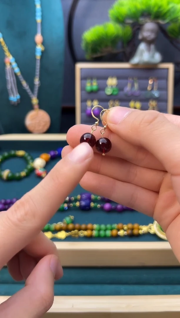 【闪购商品】血珀耳饰14K金镶嵌E29