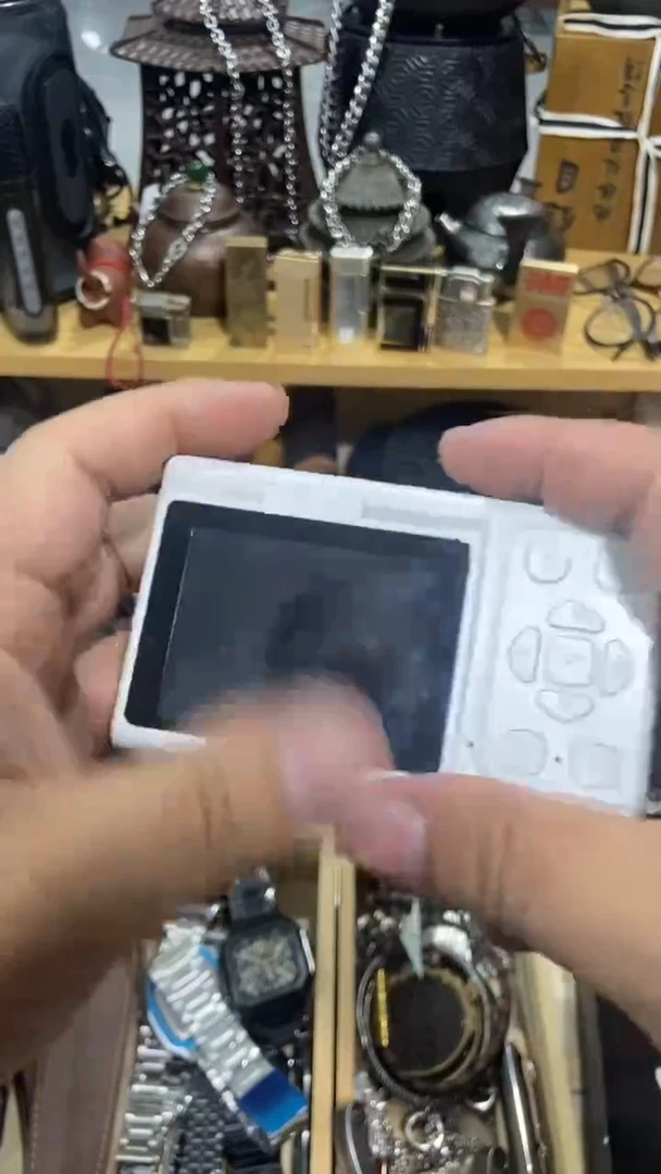 瓷片闪购商品  如图所示