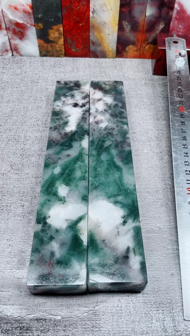 玉桂林鸡血玉素章贵妃对镇尺17