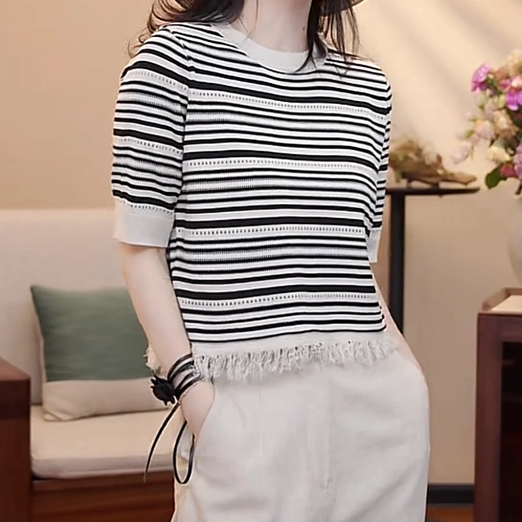 简约圆领拼接下摆流苏格纹针织衫女2025夏季新款显瘦通勤针织衫