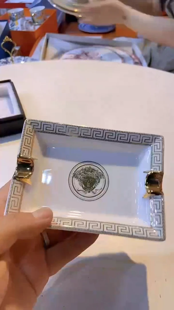 鸿辉家品牌瓷器，京东包邮！