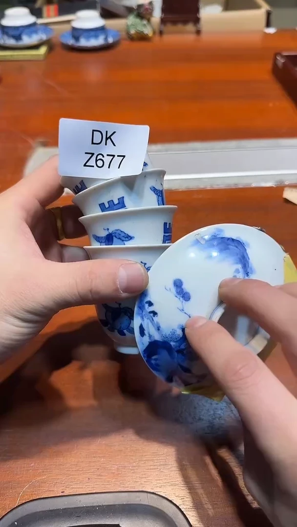 瓷片一**人哈哈哈哈五个677