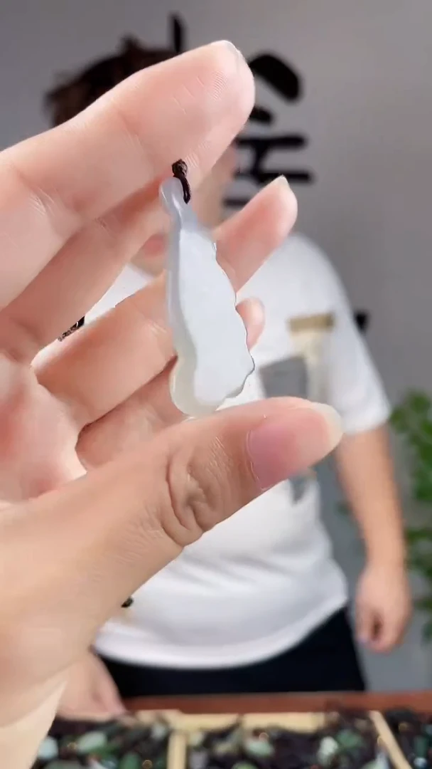 和田玉未镶嵌颈饰拍一发一，多样性发货