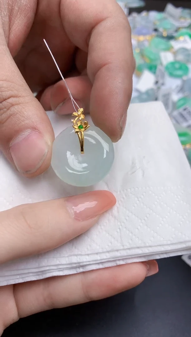 【闪购商品】翡翠颈饰18K金镶嵌天然缅甸翡翠A货