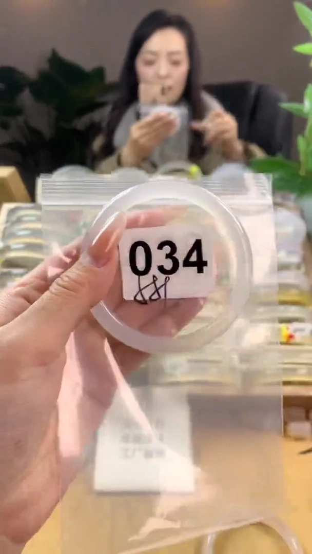 【闪购商品】玛瑙/玉髓手镯未镶嵌034